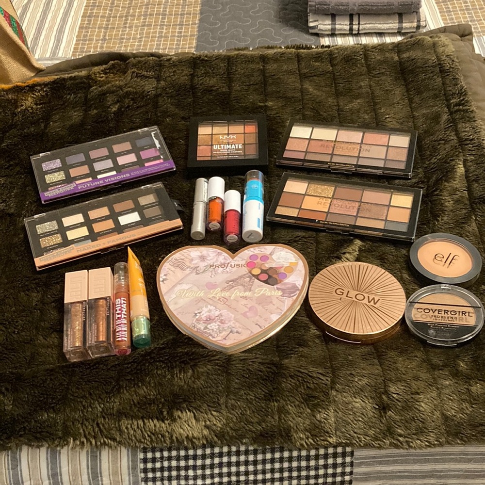 Drugstore makeup bundle! All brand new products!
